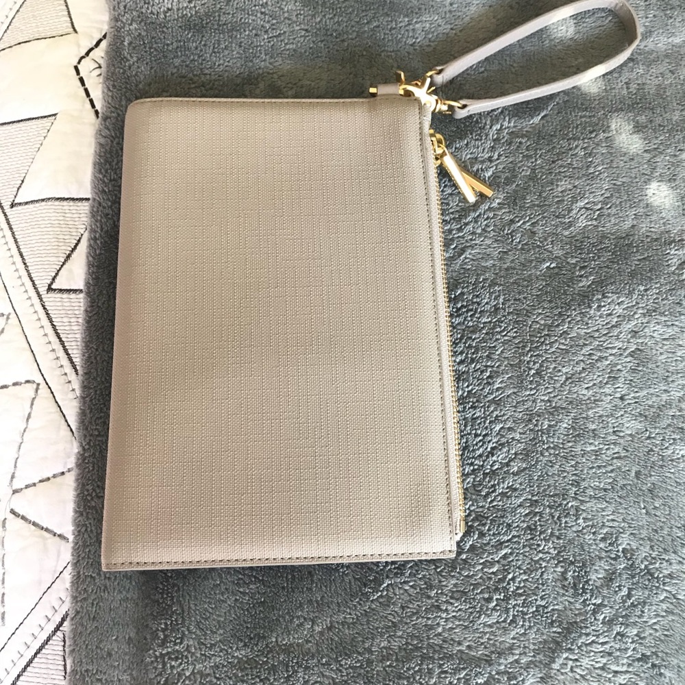 Dagne Dover Clutch Wallet